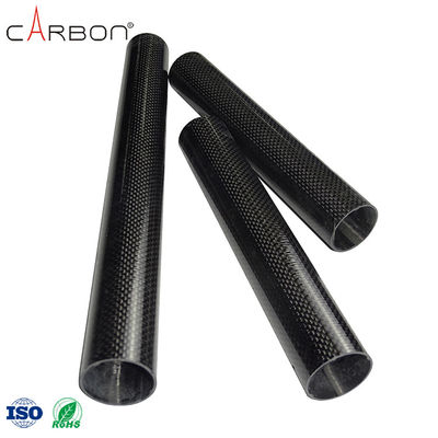 Προσαρμοσμένο μέγεθος Carbon Fiber Straight Tube για Outrigger Canoe Δυνατότητα χειριστή κουπί